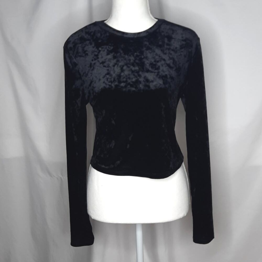 H&M Divided Women's Velvet Long Sleeve Cropped Top Black Medium